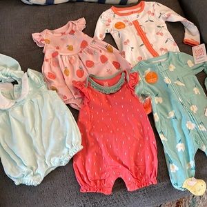 5 Piece Newborn bundle with tags